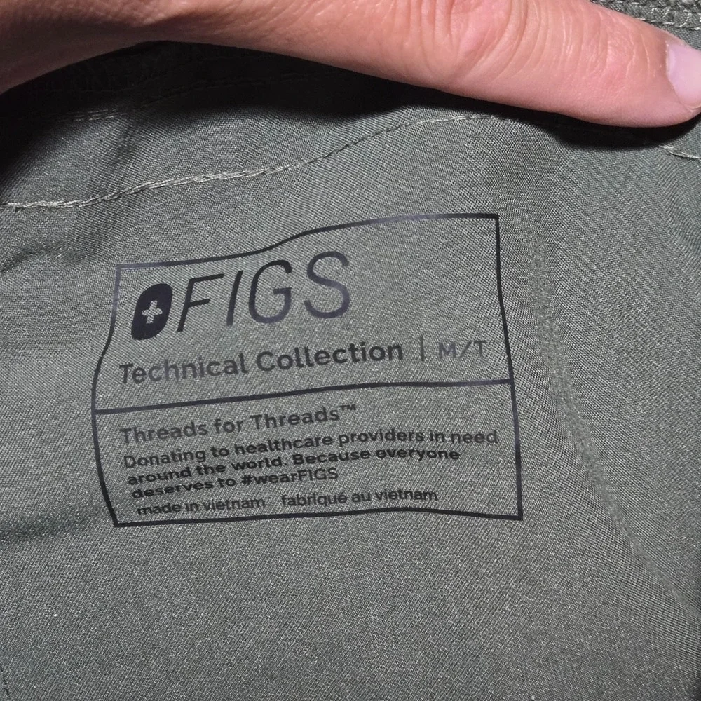 Figs Scrub Pants Mens M Tall Dark Moss Green Axim Cargo Straight Leg Classic Fit